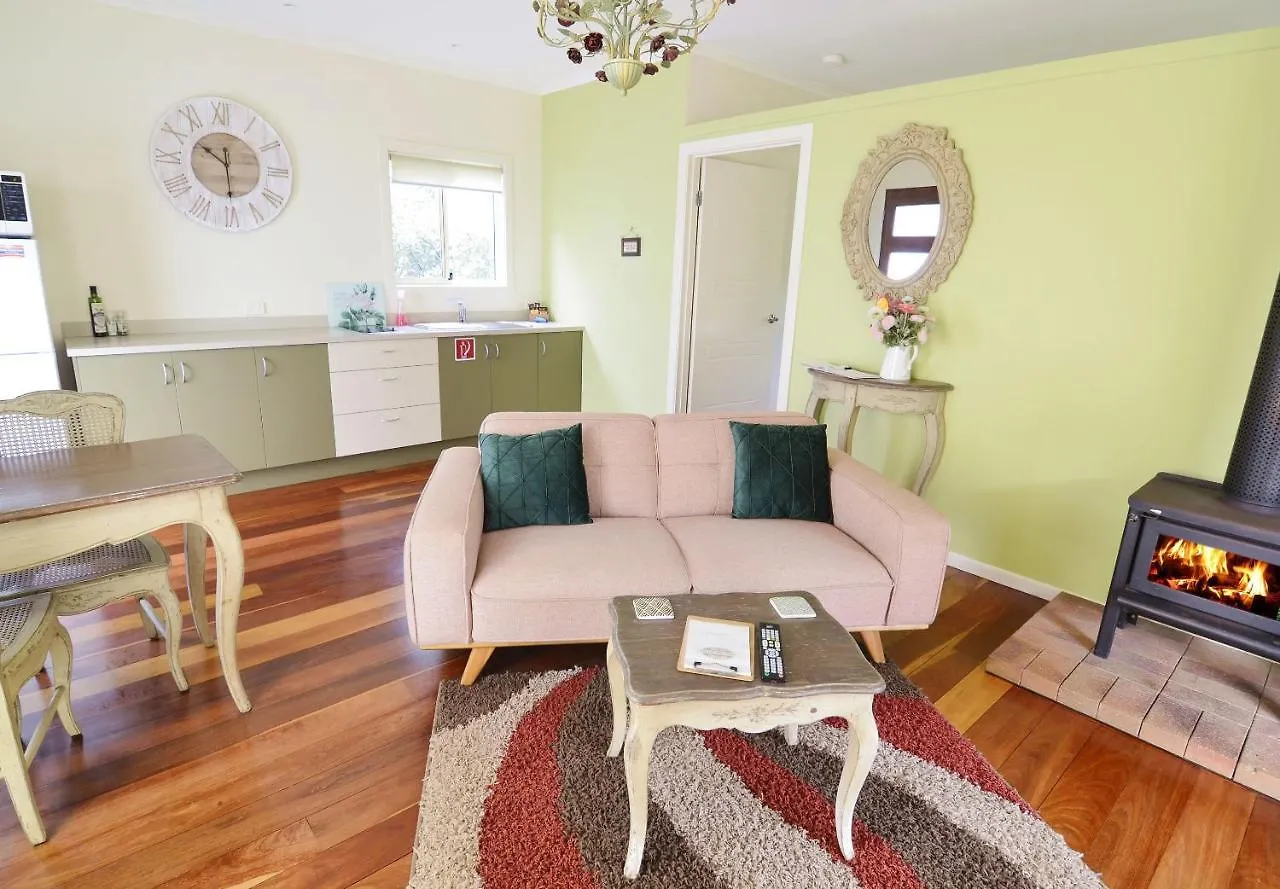 בית נופש Apple Tree Cottage מונטוויל אוסטרליה