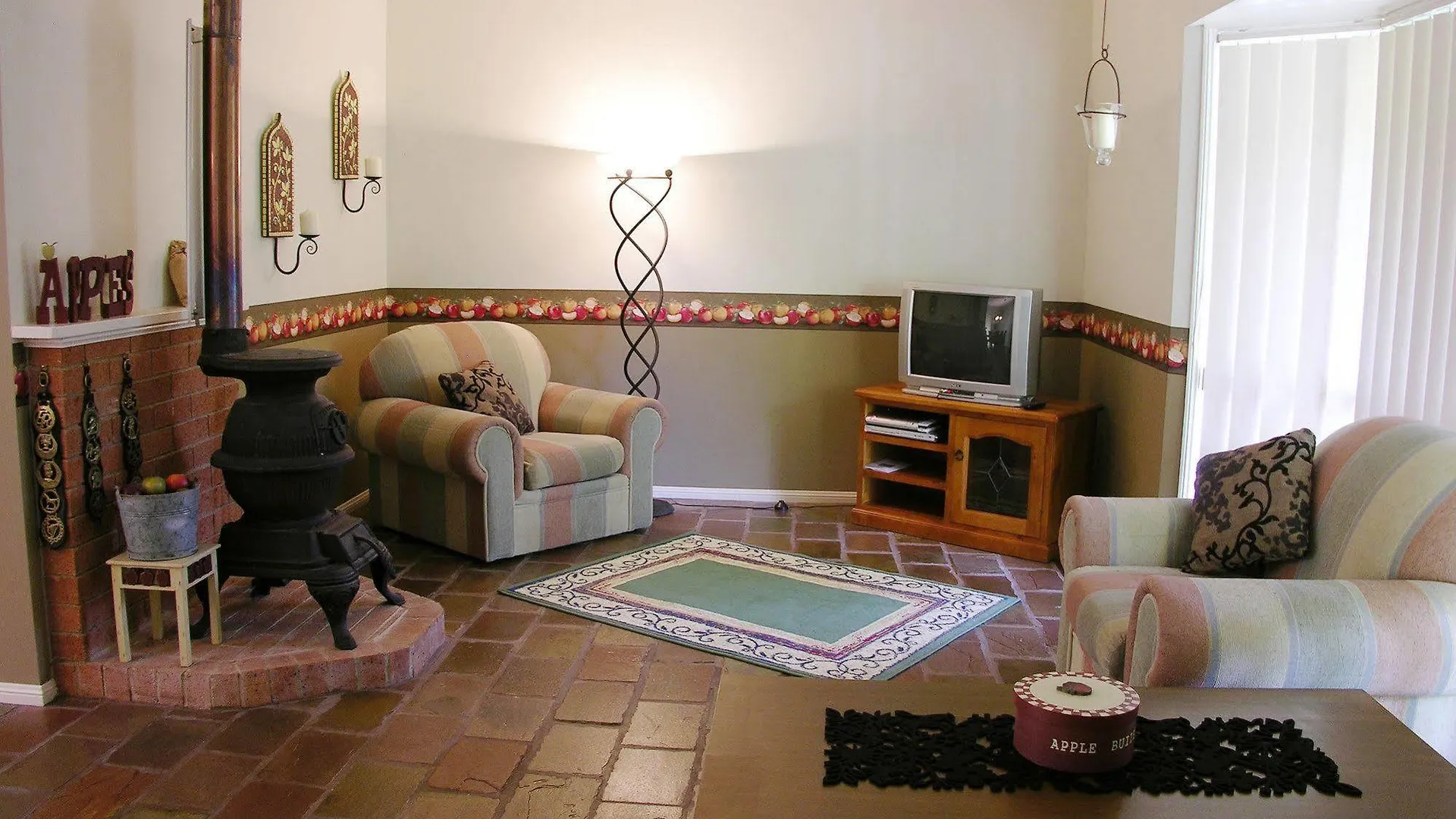Apple Tree Cottage Montville
